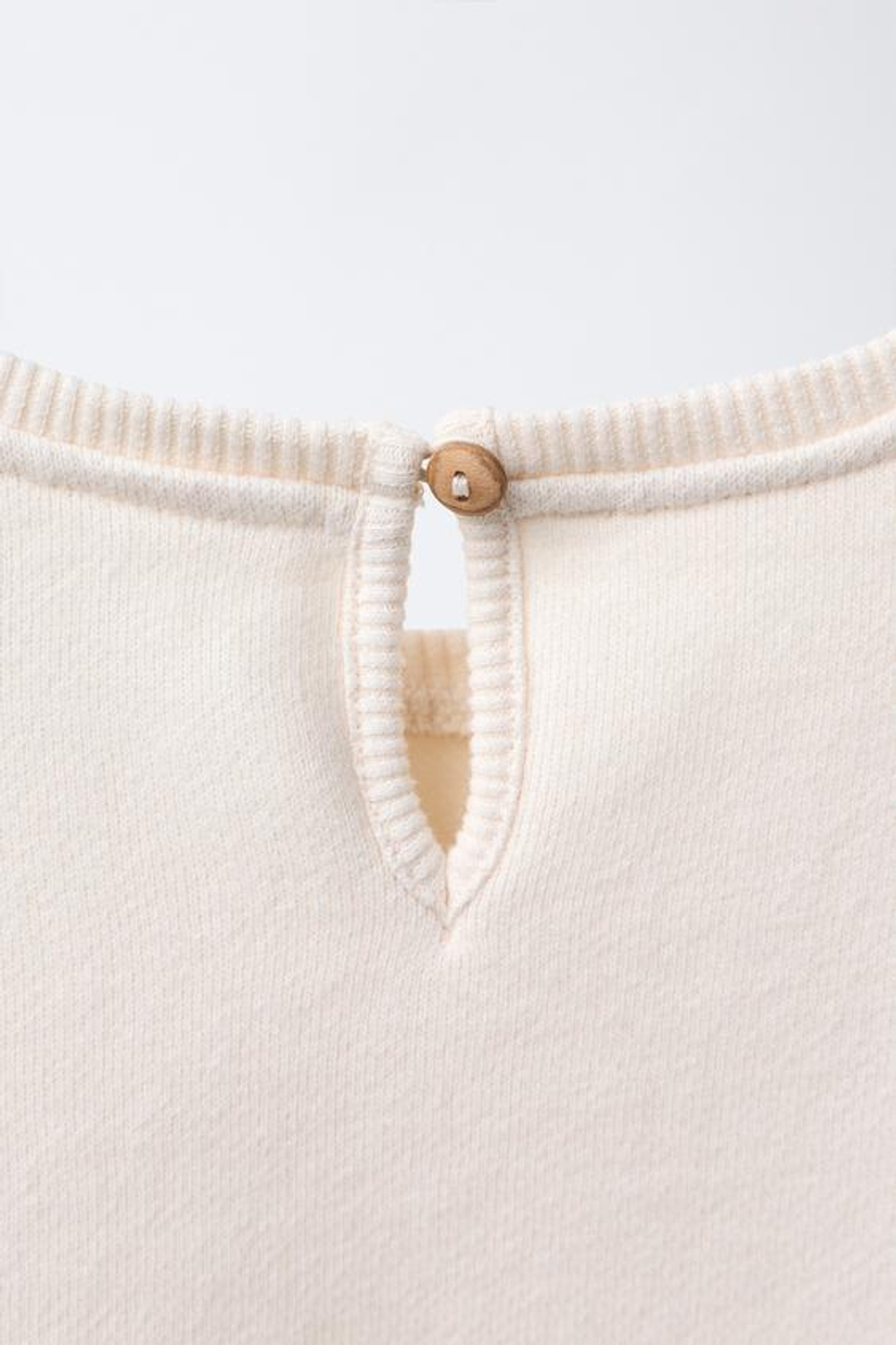 ZARA ТОЛСТОВКА С БАНТОМ ИЗ ВЕЛЬВЕТА, ЭКРЮ/БЕЖЕВЫЙ