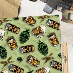 Ткань бифлекс съедобные черепа на зелёном фоне