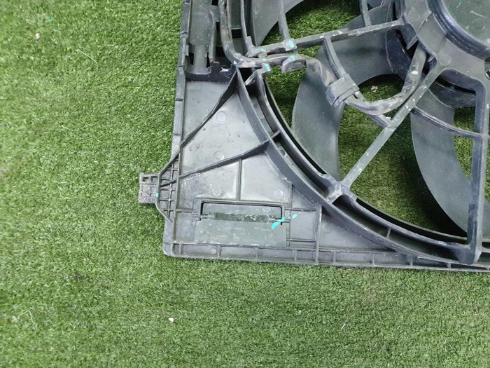 Диффузор с вентилятором Geely Coolray (2019-н.в.)