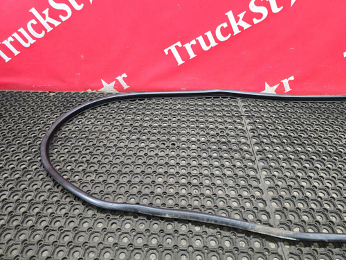 Уплотнитель двери