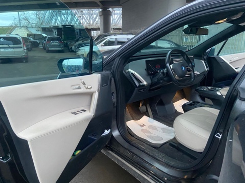 BMW iX xDrive40