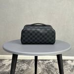 Несессер Louis Vuitton
