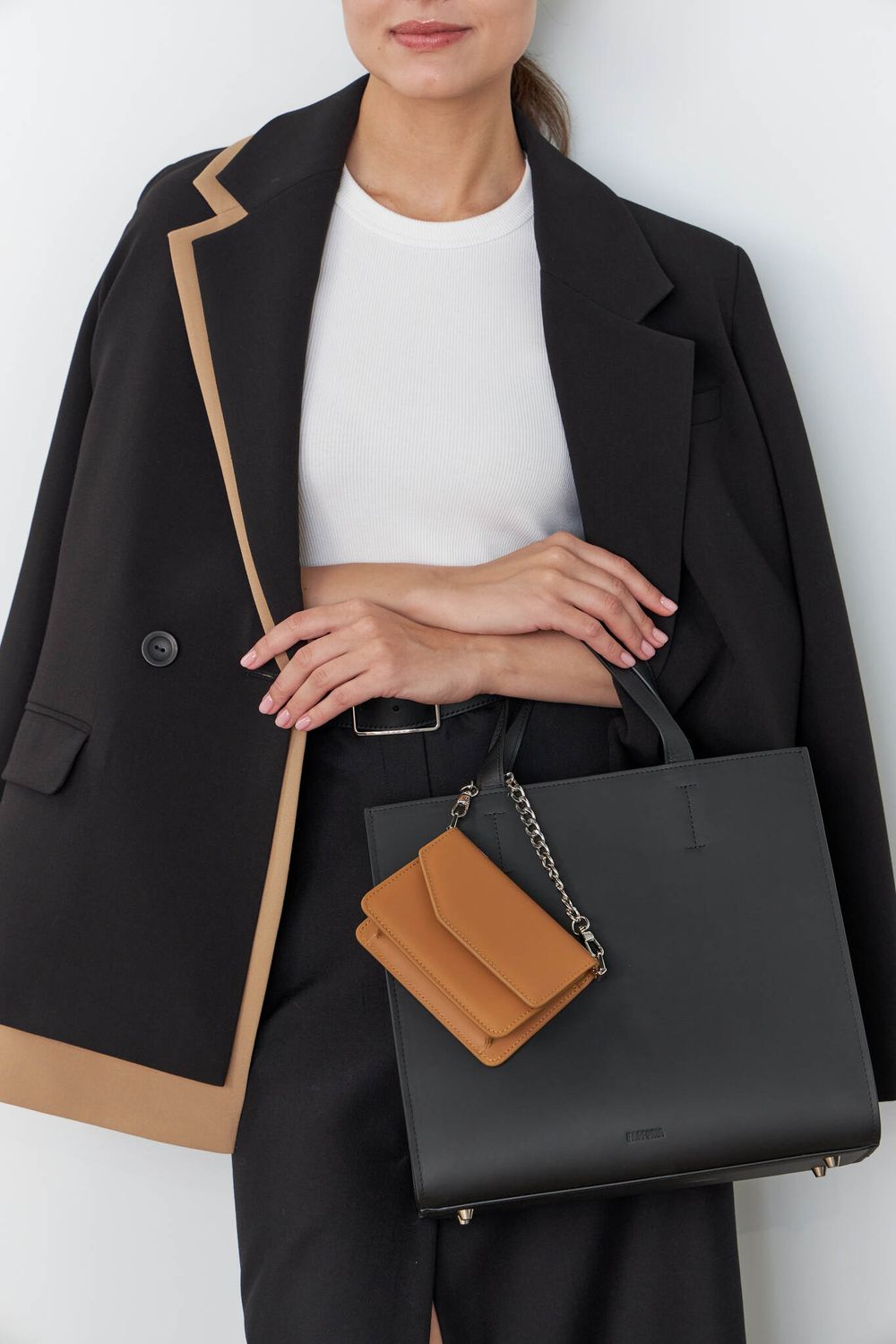 ШОППЕР КВАДРАТНЫЙ ЧЕРНЫЙ