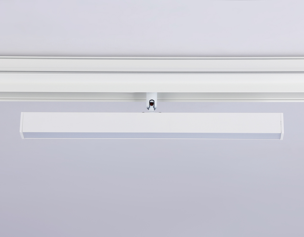 Светильник светодиодный трековый для шинопровода Magnetic GL4200 WH белый IP20 12W 4200K 48V 605*22*45
