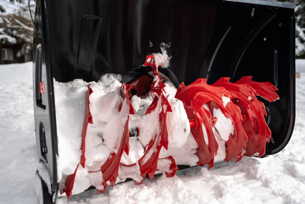 Бензиновый снегоуборщик GEOS Premium SnowLine 760 TE