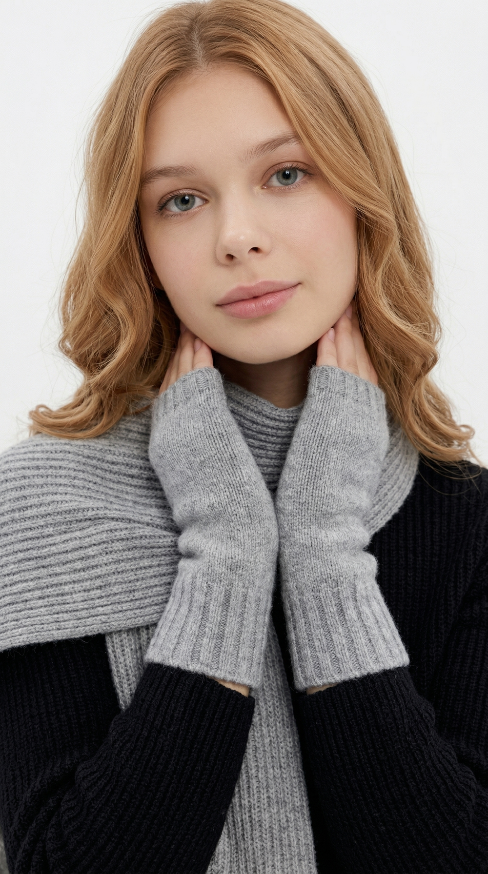 Митенки женские М813-03 серые