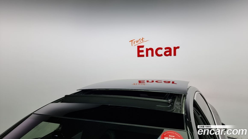Audi A8 (D5) 55 TFSI Quattro LWB (12.2021)