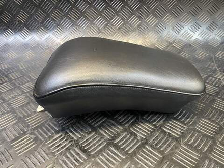 Сиденье пассажирское Suzuki Intruder VS750 VR51A