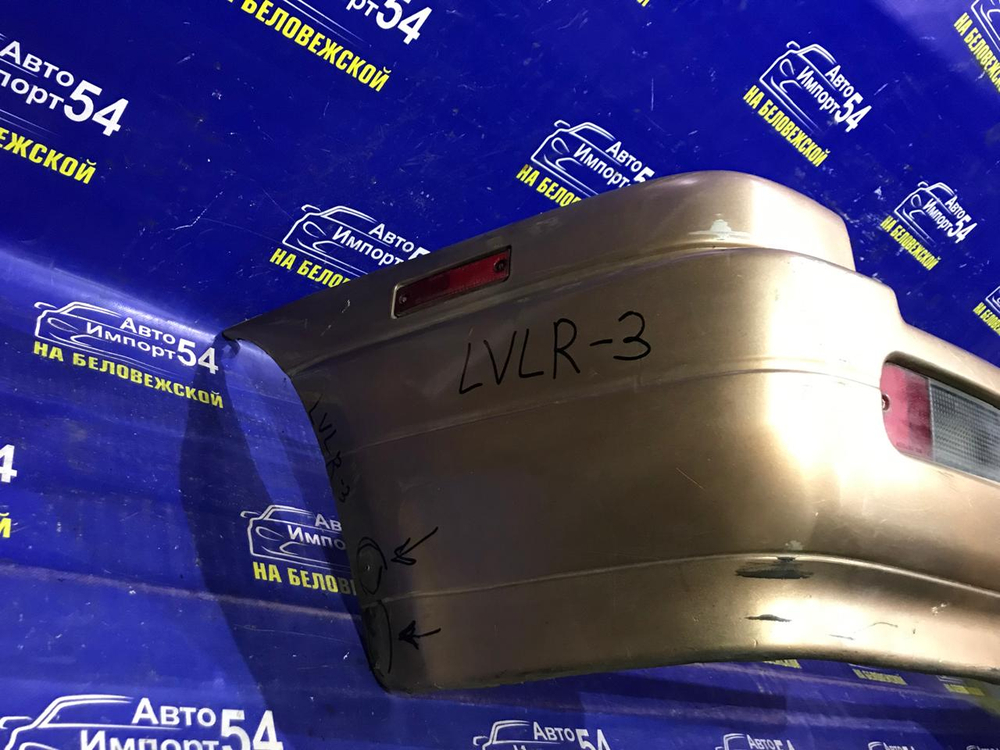 Бампер задний MAZDA MPV 1997