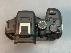 Canon EOS R10 Kit RF-S 18-45mm F4.5-6.3 IS STM 4000 кадров