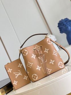 Louis Vuitton NeoNoe MM