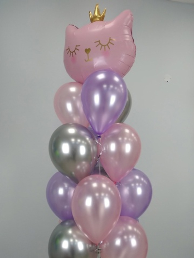 Милая кошечка