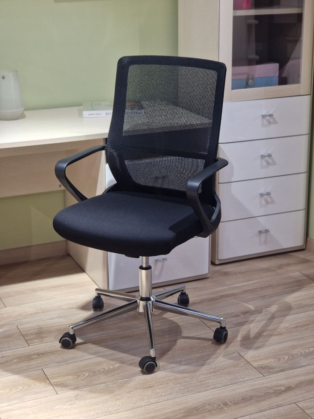 Кресло офисное 2396A 13 +F109 Black