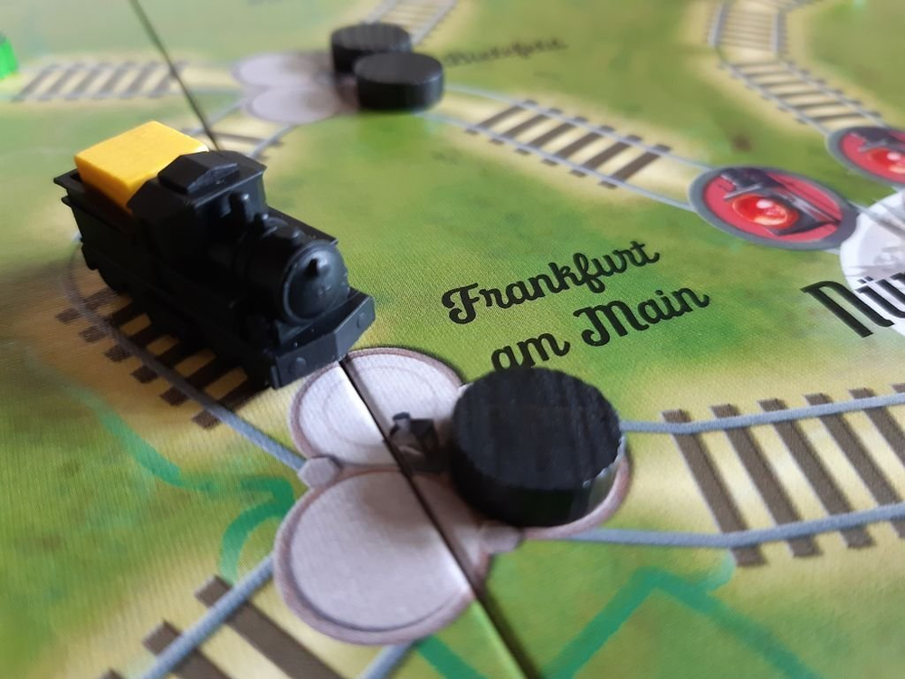 Паровозы и семафоры