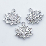 Подвеска Лотос, цвет серебро, фианиты, размер 13*13 мм, цена за 1 шт
