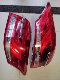 Оригинальные задние фонари для Toyota Vios, комплект