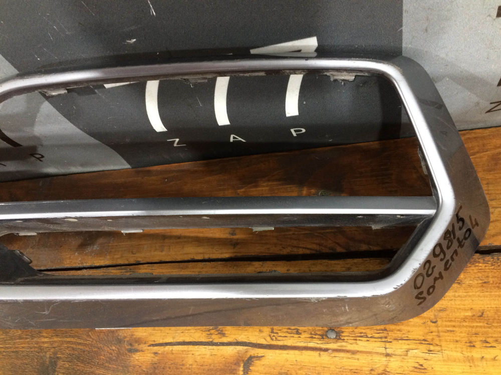 Накладка заднего бампера Kia Sorento 4 (MQ4) 20-нв Б/У Оригинал 86670P2010