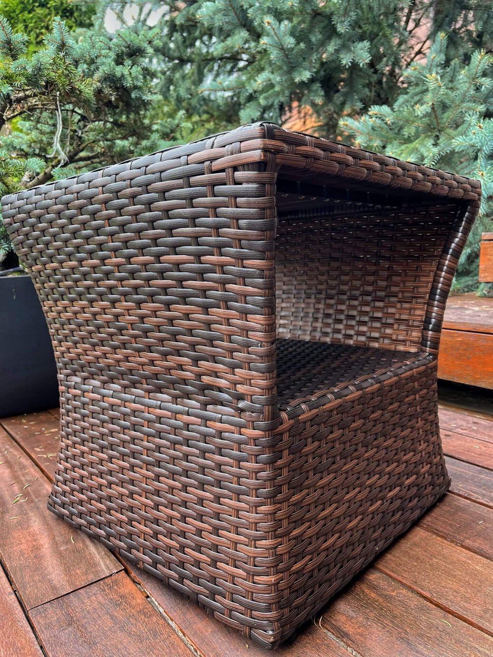 Столик из искусственного ротанга Besta Fiesta БОРДО, коричневый