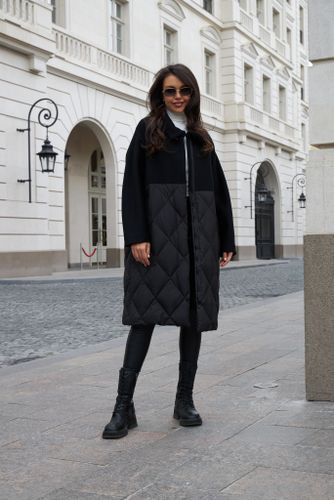 Удлиненная черная куртка-пальто с капюшоном