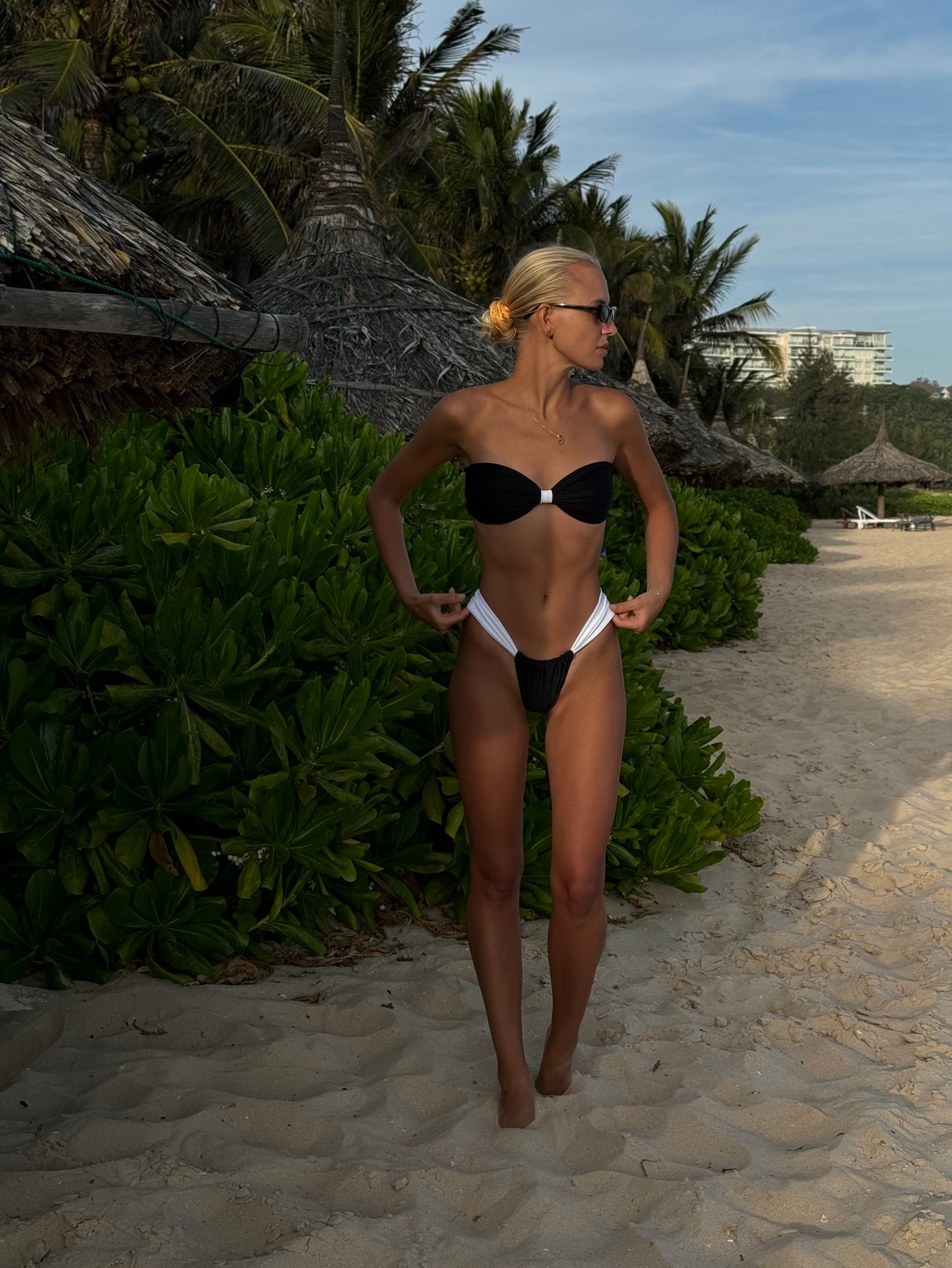 Купальник БАНТИ чёрный пошив