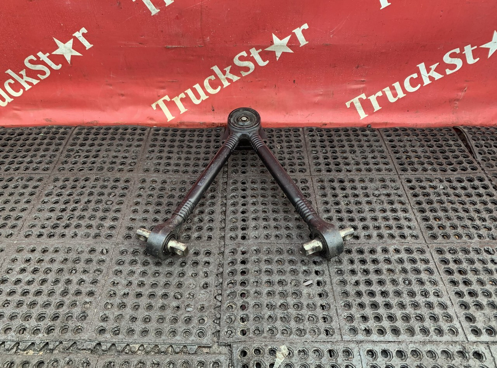 Тяга реактивная V-образная 2021г