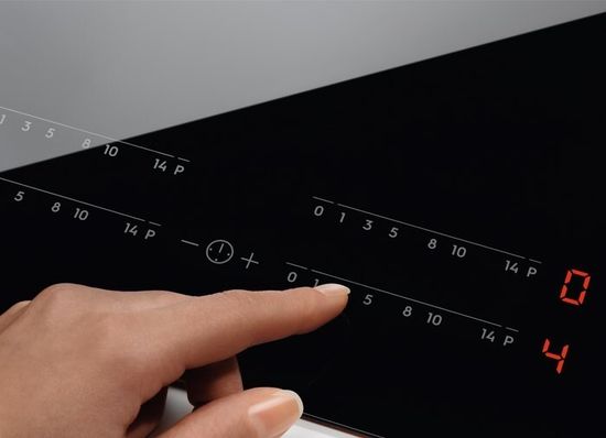 Индукционная варочная панель Electrolux EIV 83443 BW