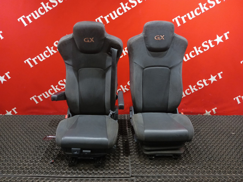 Комплект сидений пневматических 2023г