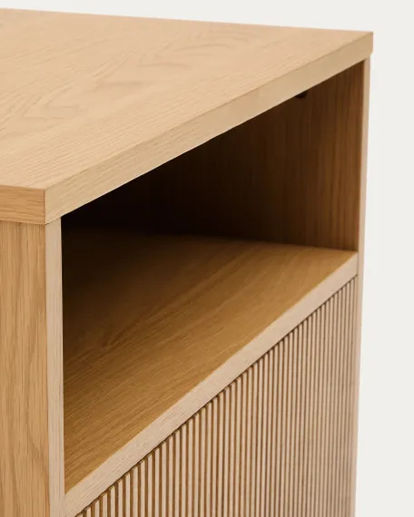 Прикроватная тумбочка Helvine с 1 ящиком из дубового шпона 60 x 52 см