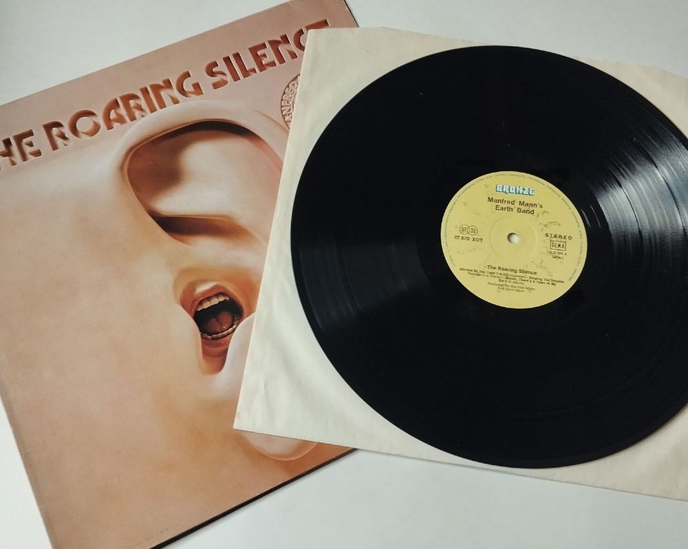 Винтажная виниловая пластинка LP Manfred Mann Earth Band The Roaring Silence (Germany 1976)