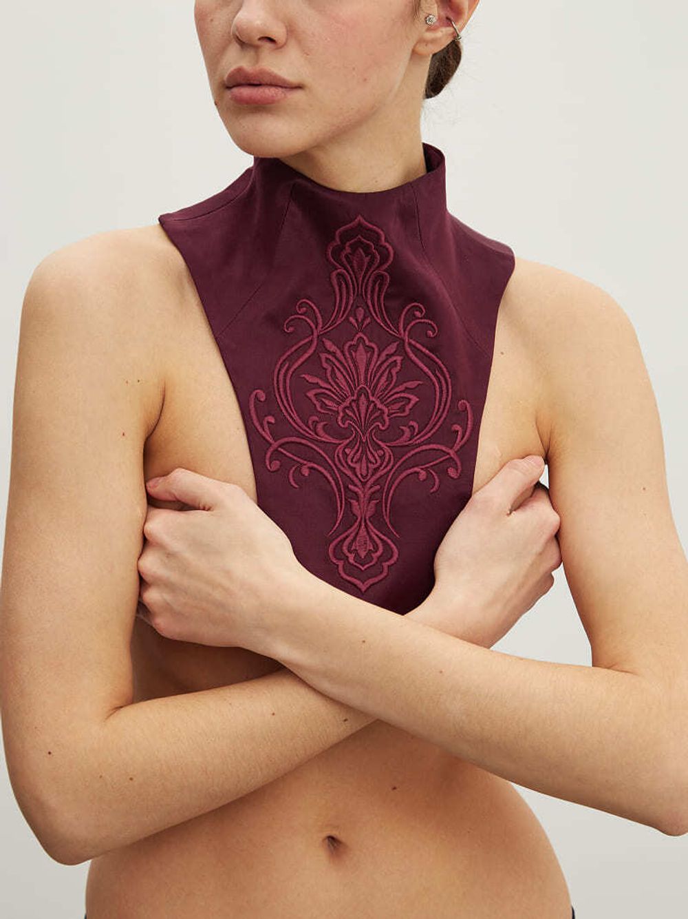 Манишка винная