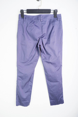 Брюки Sisley яркого цвета, маркировка 38, визуально на 44 размер