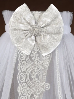 Балдахин с кружевом и брошью "Версаль"