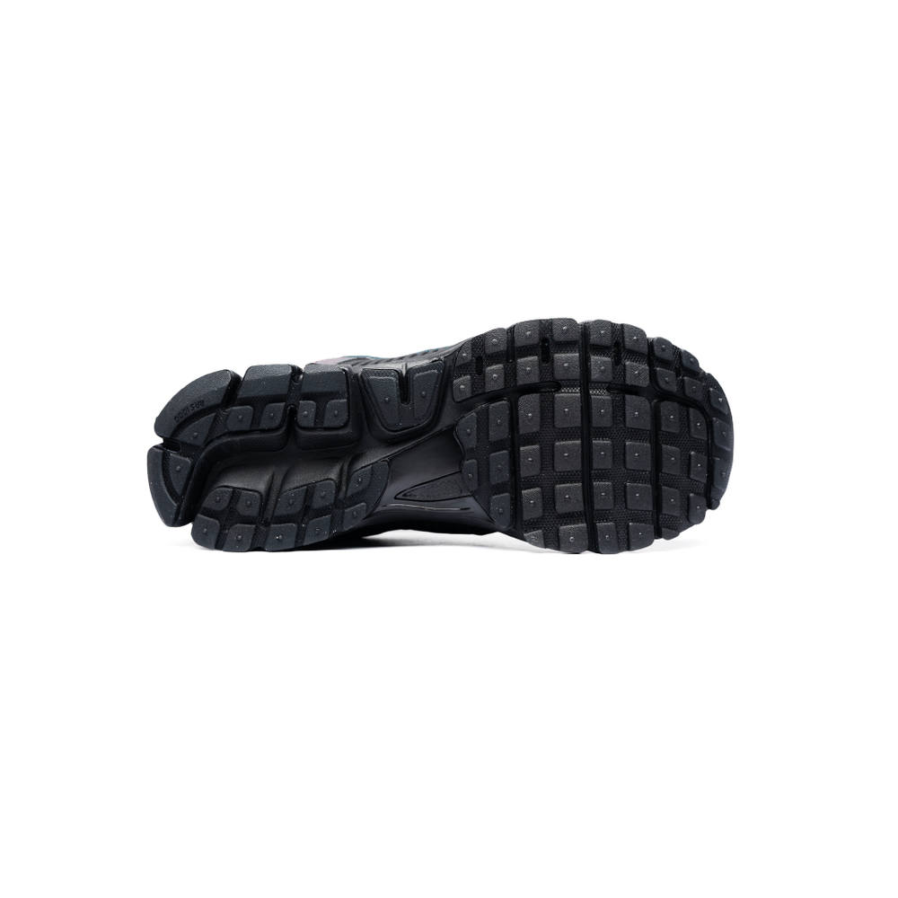Кроссовки Nike Zoom Vomero 5 "Burgundy Crush Black" Women's