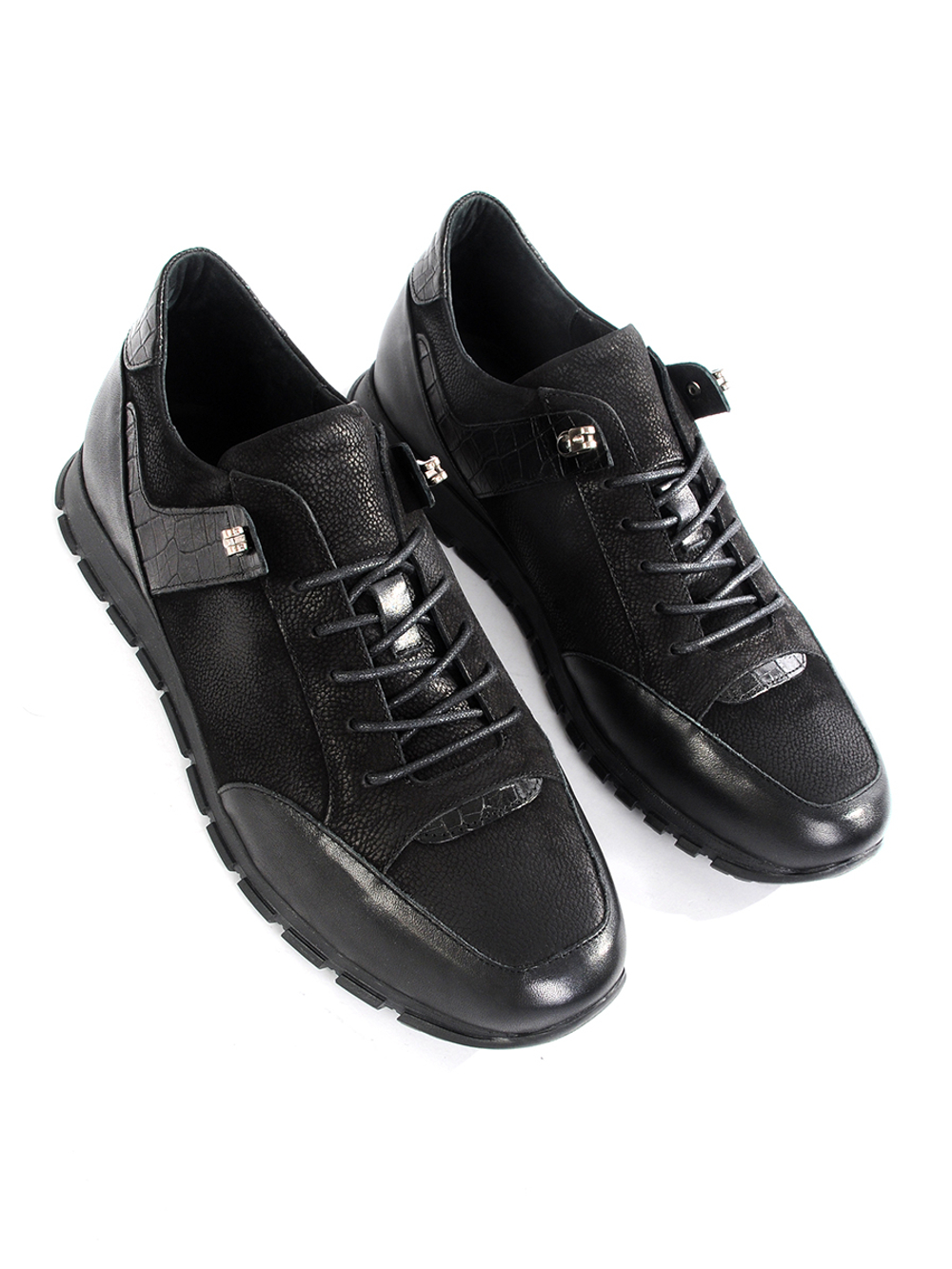 Классические мужские кроссовки из нубука черного цвета Vorsh