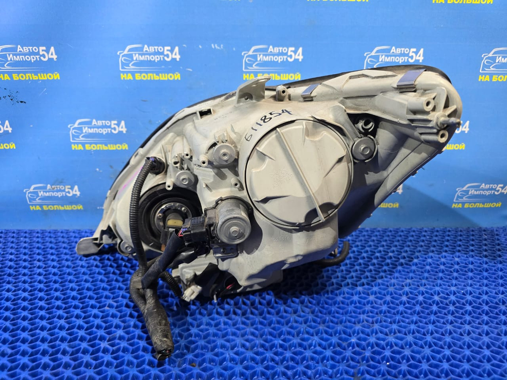 Фара передняя правая TOYOTA CELSIOR 2003-2006