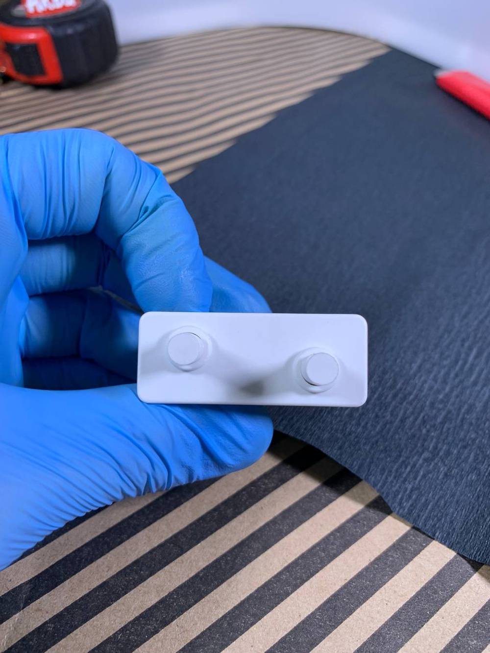 Выключатель света для холодильника самсунг DA34-10138J 2 контакта.