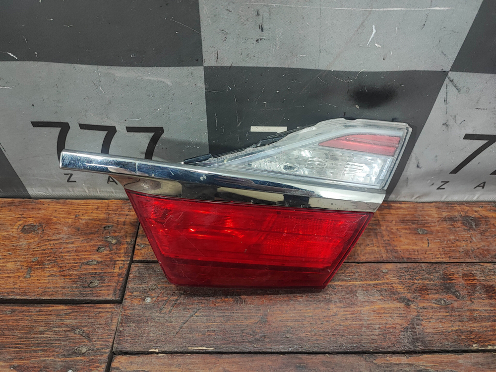 Фонарь задний правый Toyota Camry (XV55) 14-18 Б/У Оригинал 8158133291