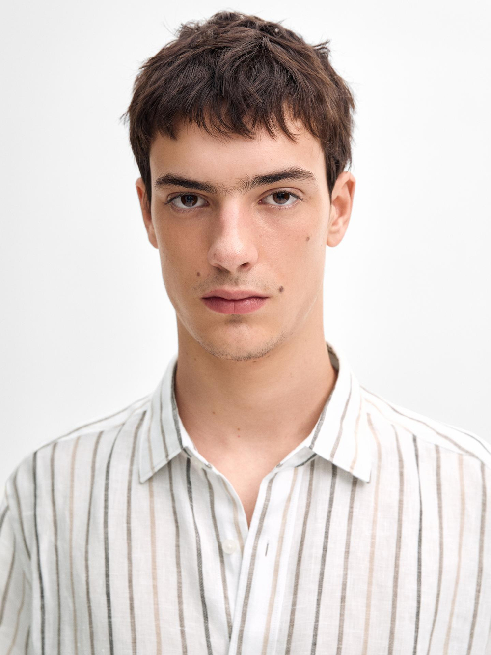 Massimo Dutti РУБАШКА КЛАССИЧЕСКОГО КРОЯ ИЗО ЛЬНА В ПОЛОСКУ, КОРИЧНЕВЫЙ