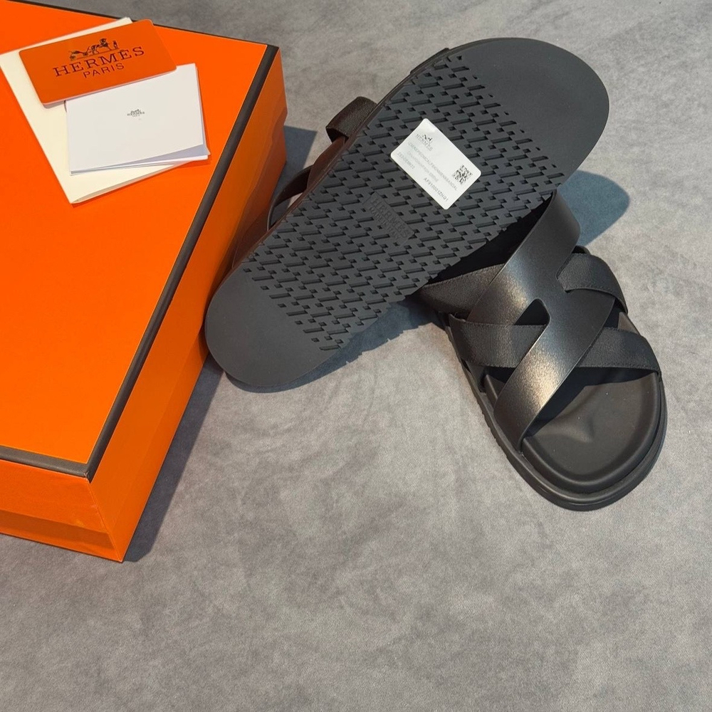 Шлепанцы Hermes