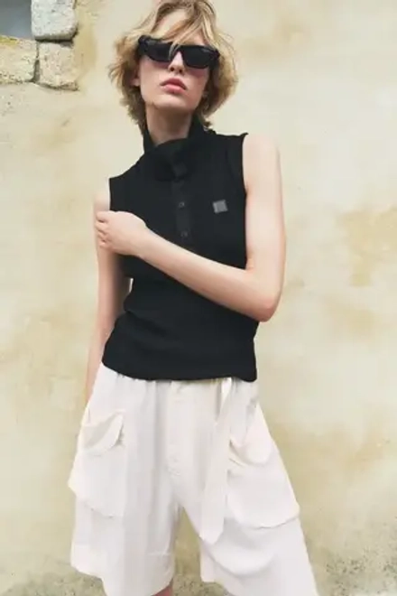 ZARA ТОП В РУБЧИК С НАШИВКОЙ, ЧЕРНЫЙ