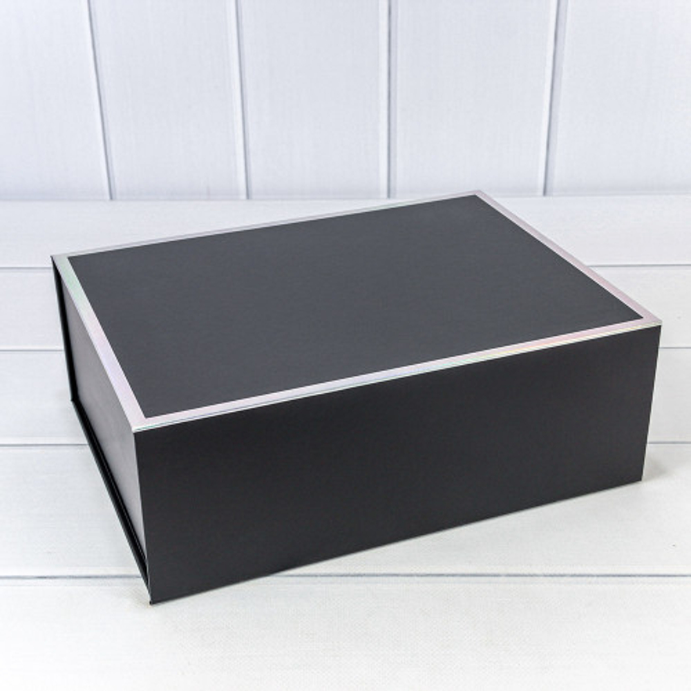 Коробка сборная 30.6х23х11 см на магнитах (Черный)