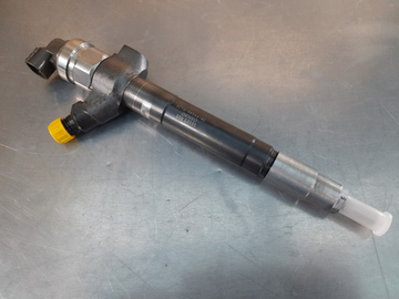 Форсунка топливная Denso 6C1Q9K546AC
