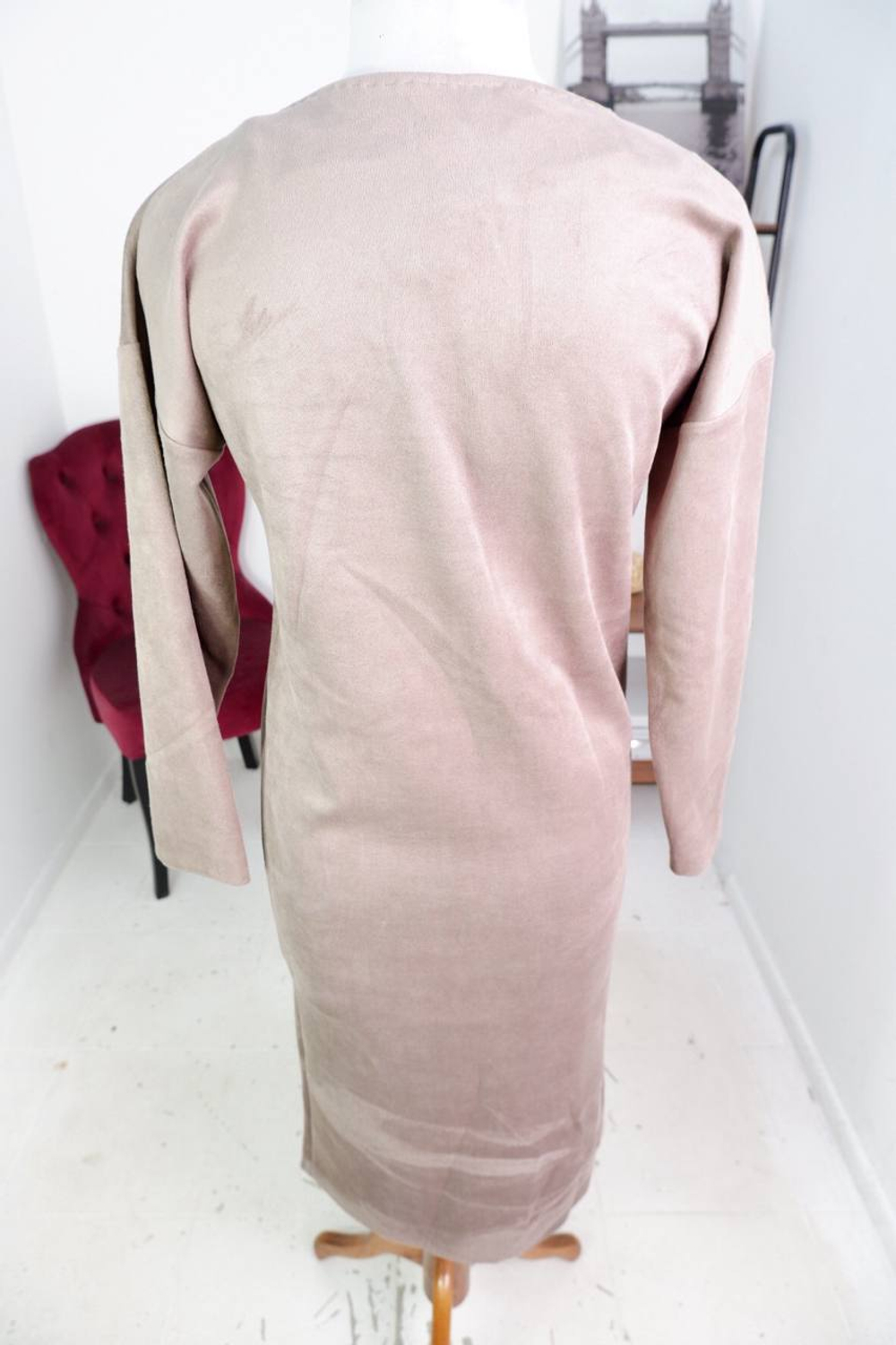 Платье Personage замшевое, визуально на 42 размер