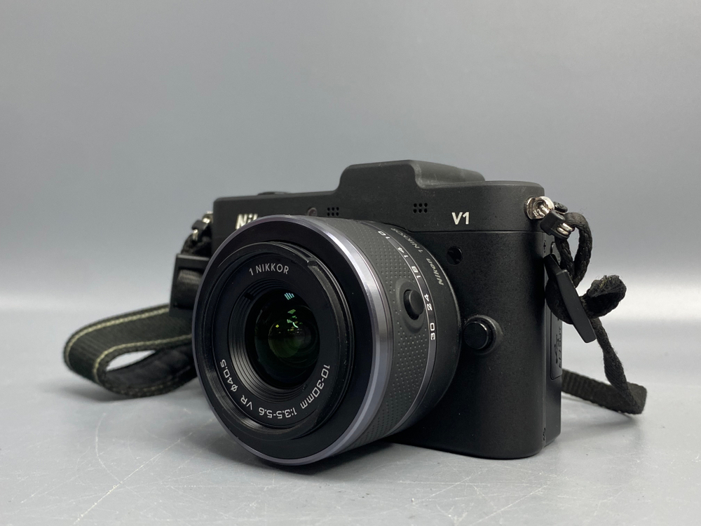 Nikon 1 V1 820 кадров