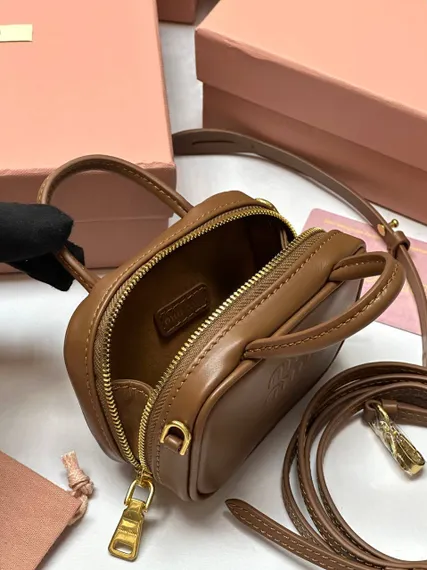 Мини сумка MIU MIU из натуральной кожи в коричневом цвете