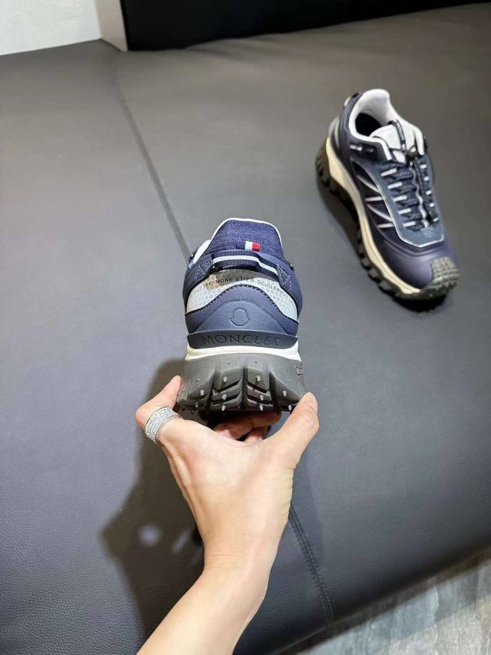 Кроссовки Moncler
