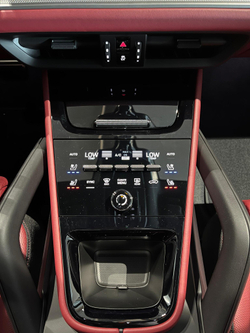 Porsche Cayenne, 2023