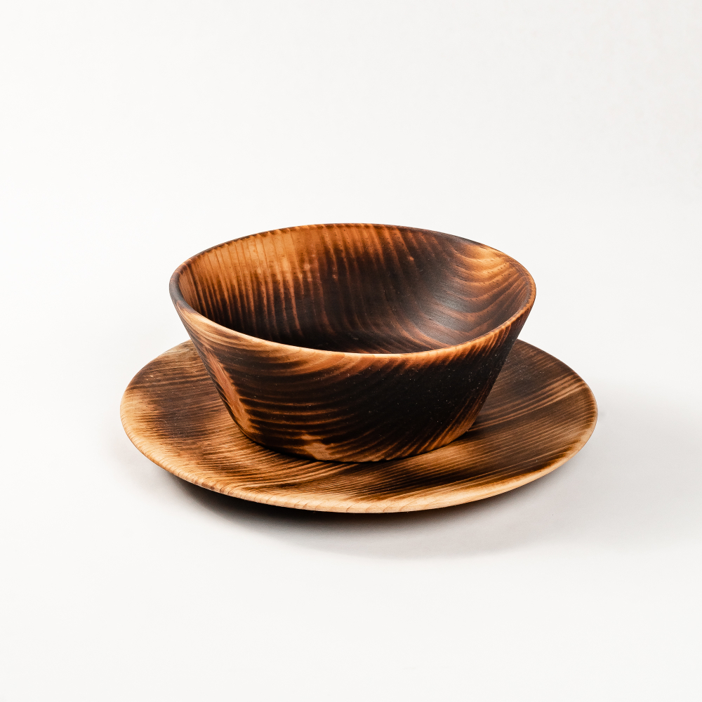 Набор деревянных тарелок из дерева сибирский кедр - 2 шт. TN74