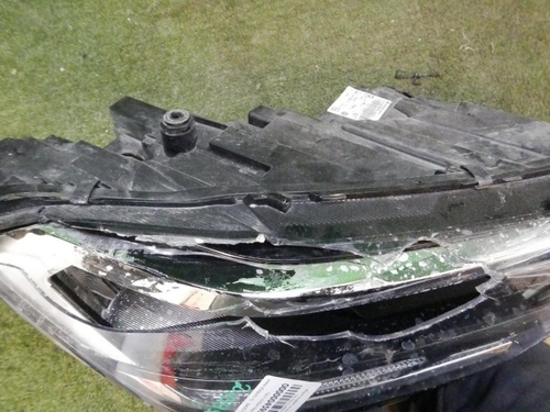 Битая Фара правая VW Polo 6 (2020-н.в.) LED