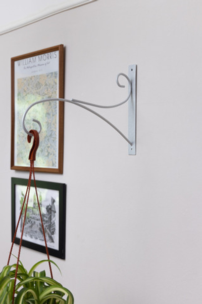 Крючок для подвесных кашпо Ср. (белый)